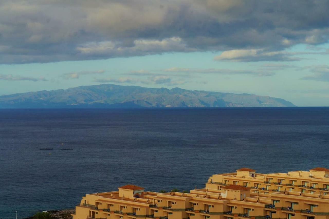 Excellence In Your Holidays ,begin With The Small Details Playa Paraiso (Tenerife)